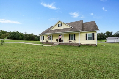 431 Carnes Road, Smiths Grove, KY 