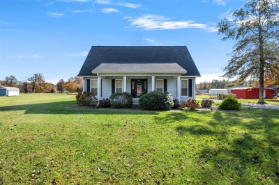 1974 Chalybeate Road, Smiths Grove, KY 