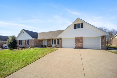 237 Lakepointe Drive, Somerset, KY 
