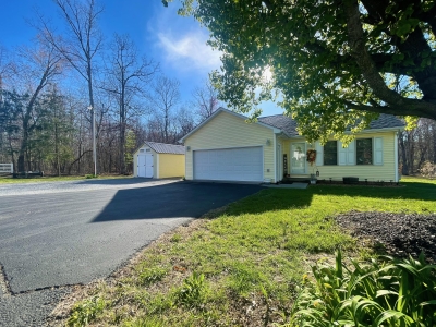 42 Jessie Drive, Russell Springs, KY 